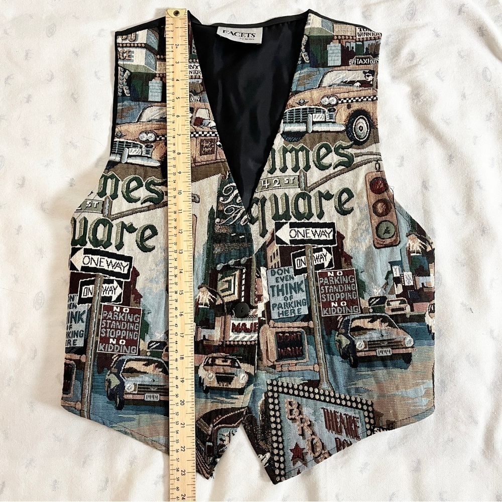 Vintage Facets by Mirrors City Street Life Tapestry Adjustable Vest - Size Large - Picture 13 of 16